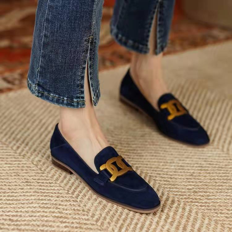 Arveth | Women's Slip-On Loafer Suede Chain - Navy - Image 3