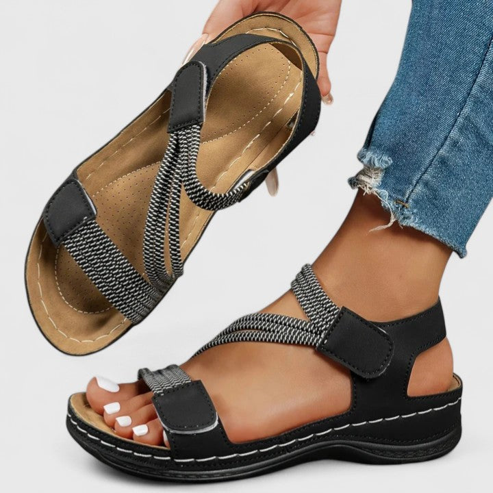 Calveth | Women&