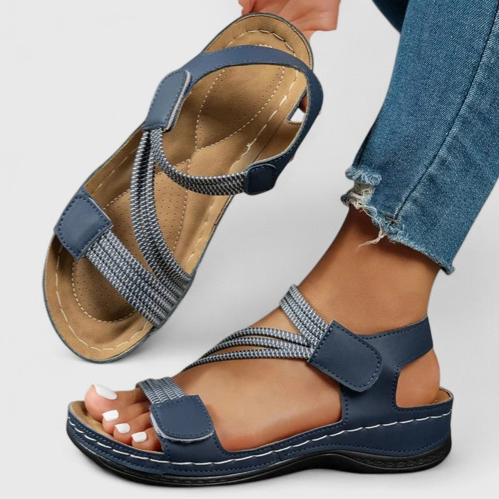 Calveth | Women&