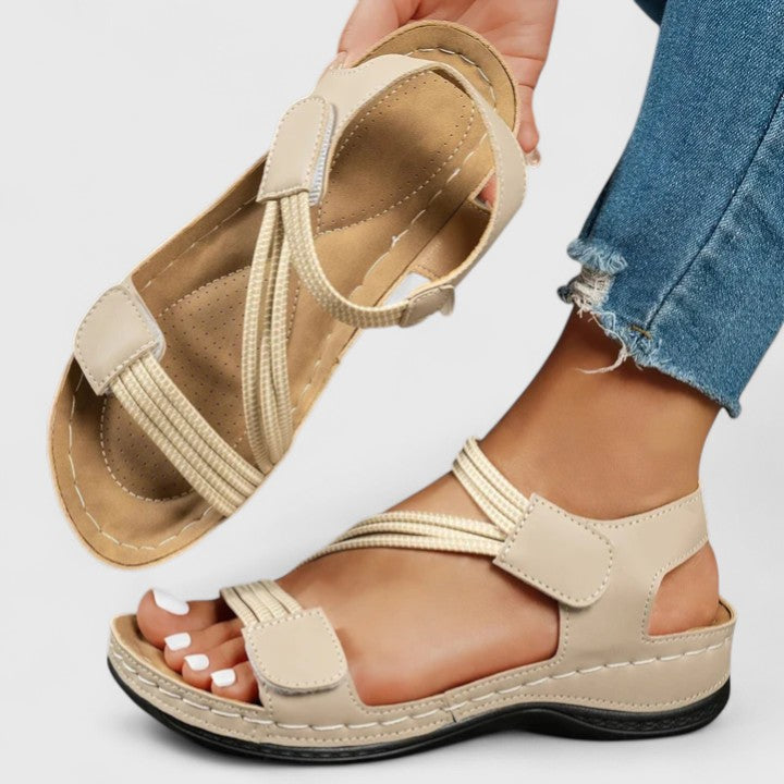 Calveth | Women&