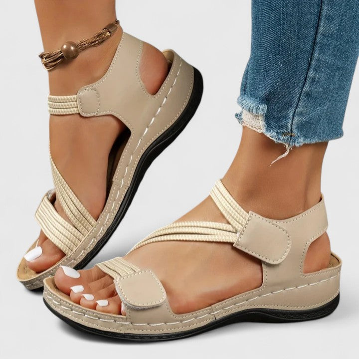 Calveth | Women&
