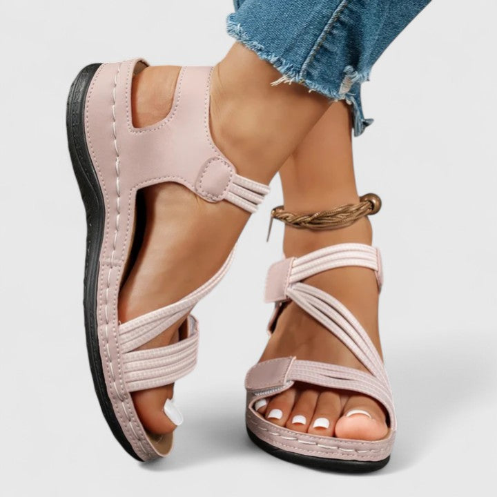 Calveth | Women&