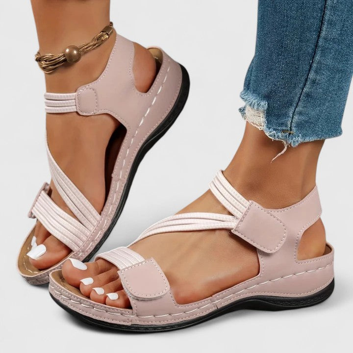 Calveth | Women&