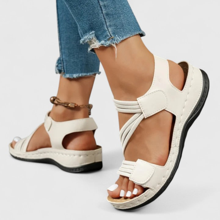 Calveth | Women&
