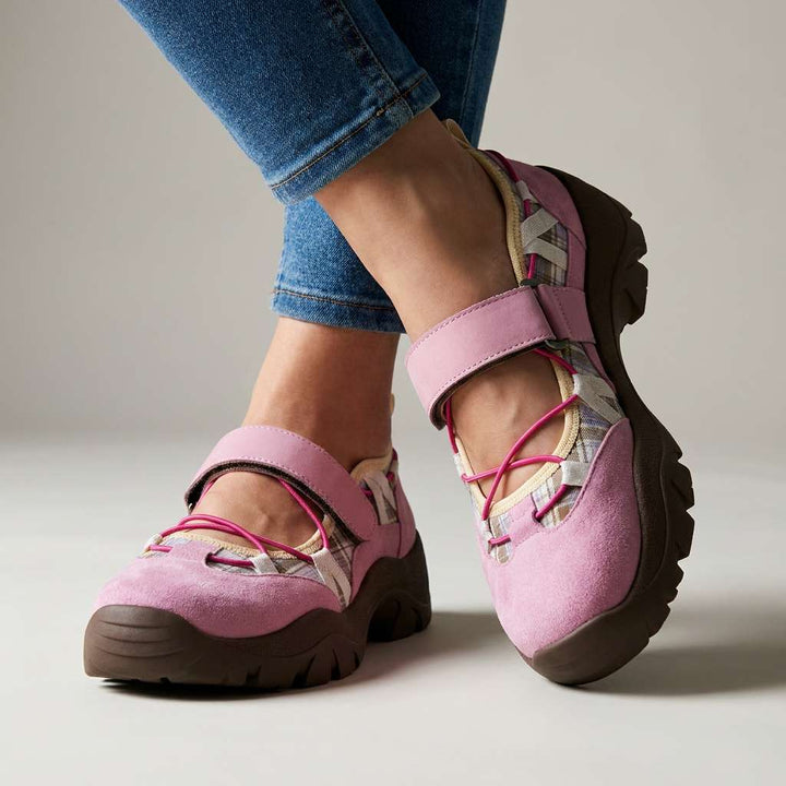 Calveth | Women&