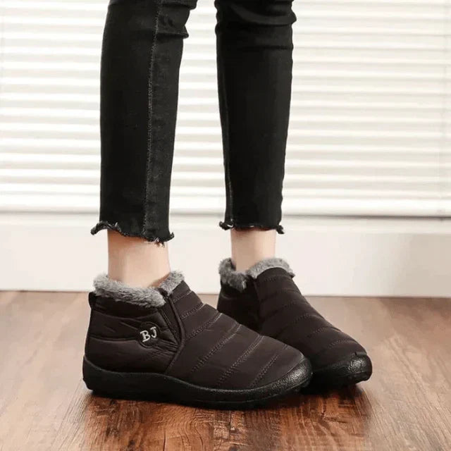 Delvara | Women&