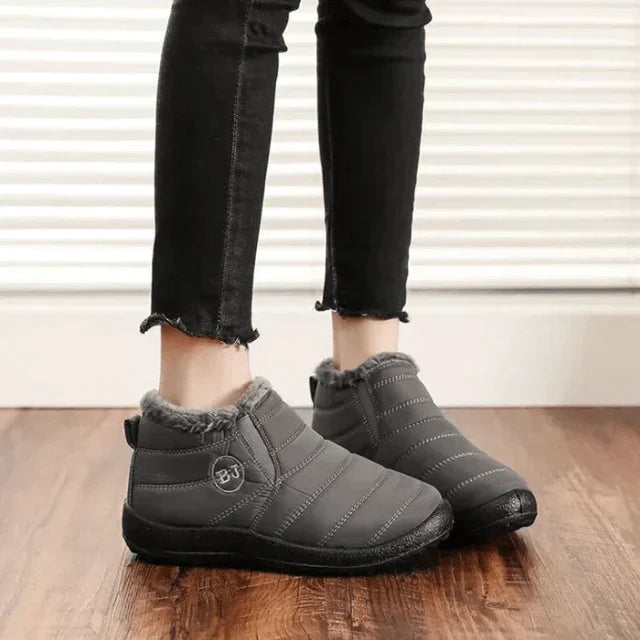 Delvara | Women&