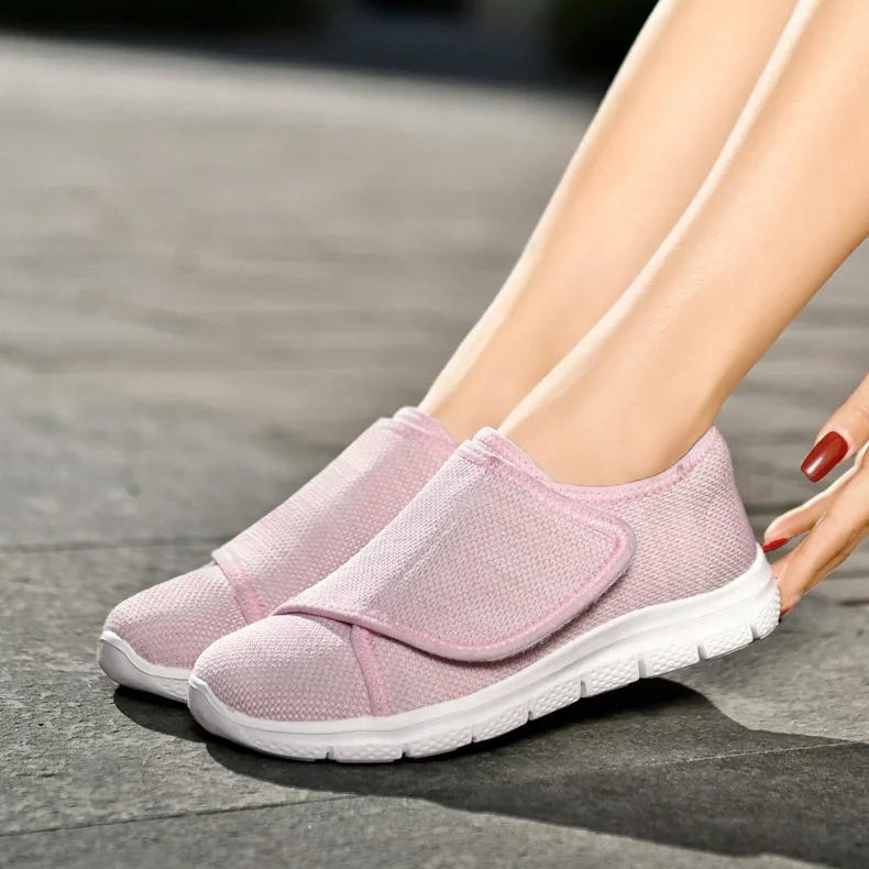 Delvwyn | Women&