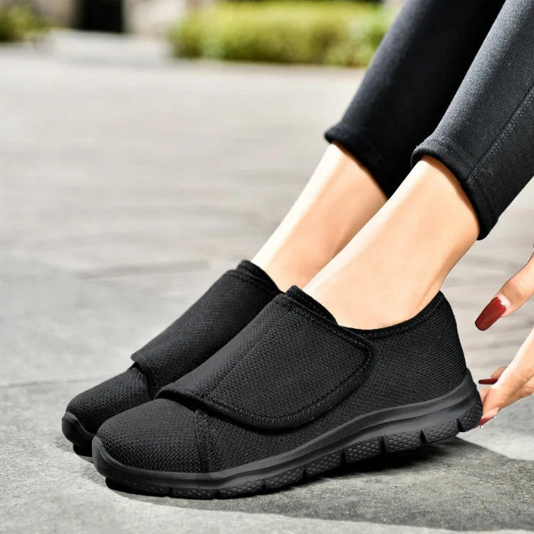 Delvwyn | Women&