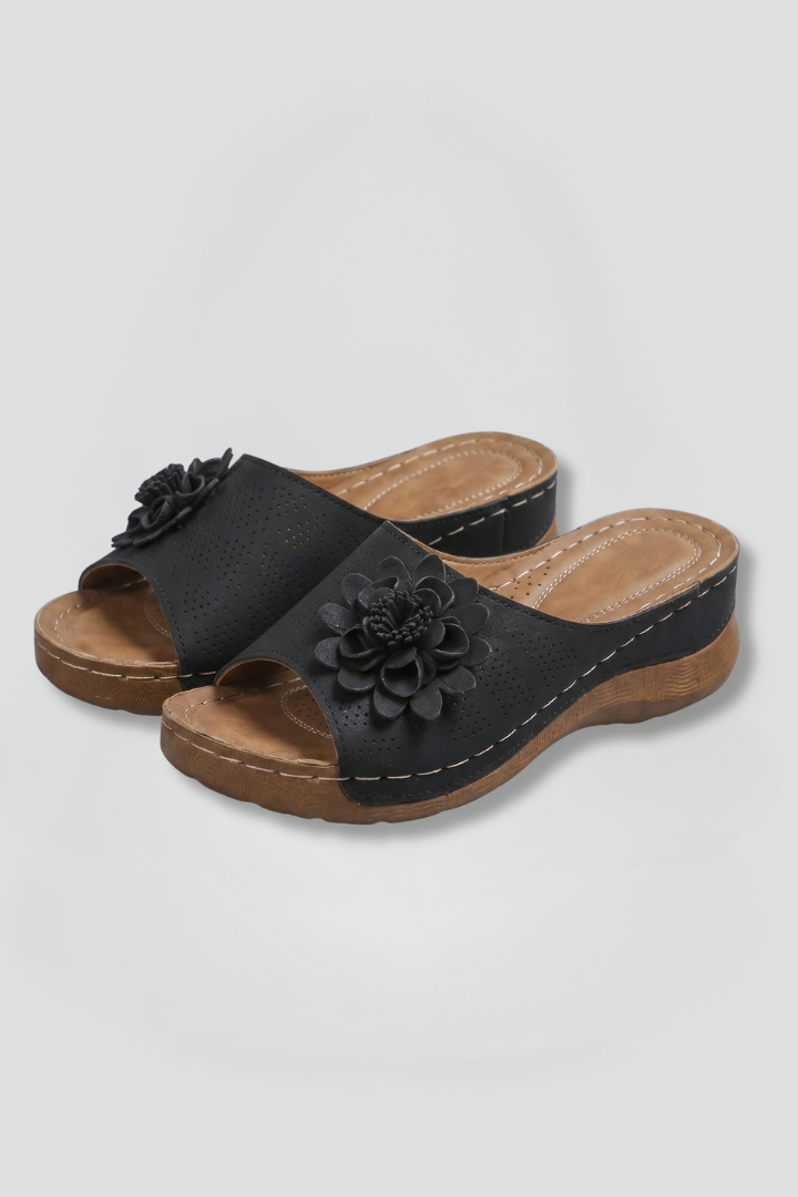Loravel | Women's Slide Sandals - Black - Image 2