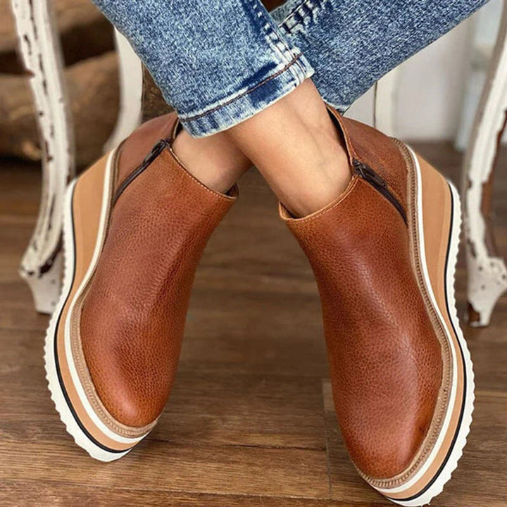 Lorvessa | Women&
