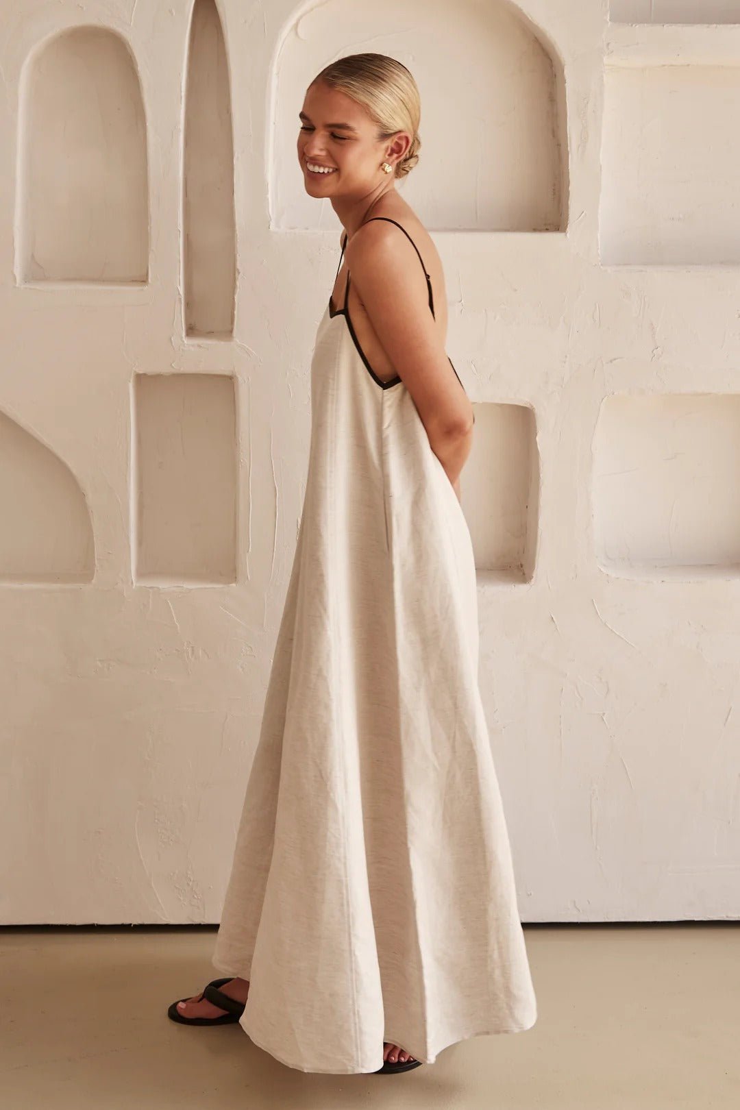 Tivenne | Women's Relaxed Maxi Dress with Contrast Trim - Beige - Image 8