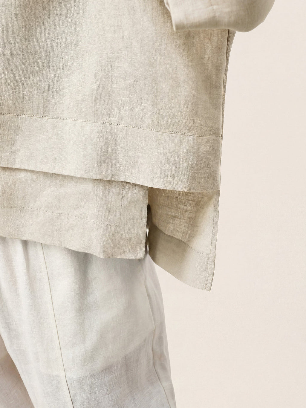 Veldourne | Women's Linen Top V-Neck Relaxed Blouse - Light Blue - Image 13