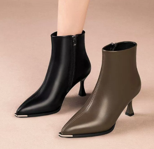 Wrenith | Women's Heeled Ankle Boots Pointed Toe - Black - Image 8